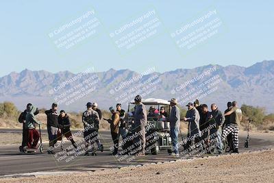 media/Jan-15-2026-Racers Edge (Thu) [[dfebeb70ab]]/1-Around the Pits-Track Walk/